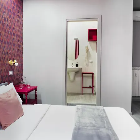 C'est La Vie Guest house Rome