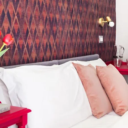 C'est La Vie Guest house 4*